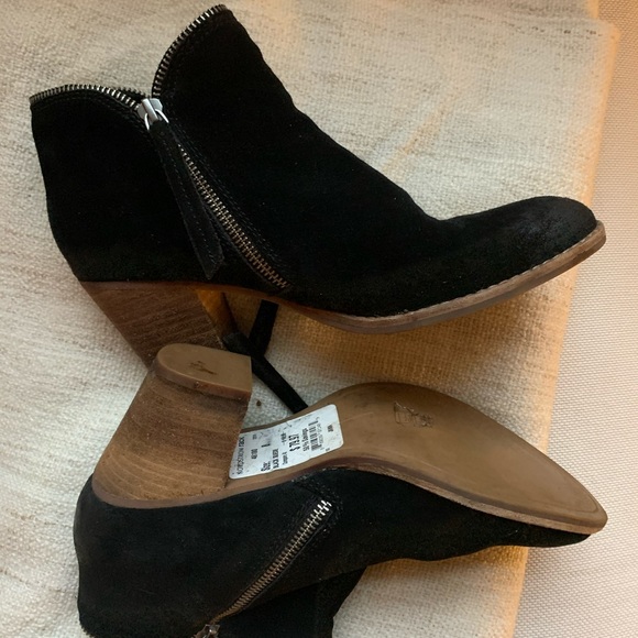 Dolce Vita Suede Heeled Booties - Picture 5 of 7